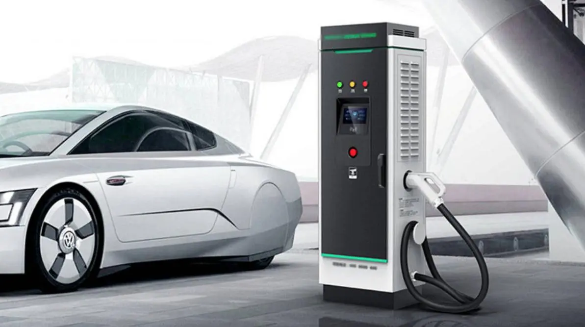 如何推动新能源汽车2025年达到20%？