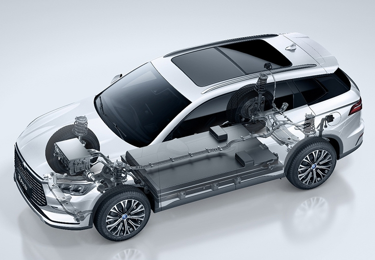 工信部：聚焦光伏、新能源汽车、5G等优势产业链，锻造一批“杀手锏”技术